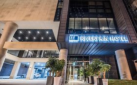 Rivertain Hotel